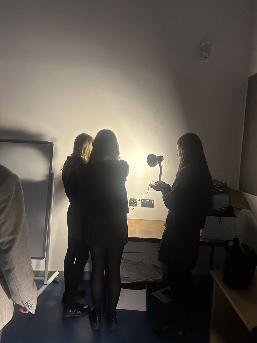 Miss Payet Art tweet media