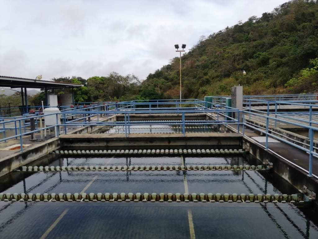 #Coclé: Planta potabilizadora de Penonomé trabaja a un  50% de su producción debido a incidencia en un equipo de bombeo. El suministro de agua es irregular en puntos altos y alejados de la red. <a href="/311Panama/">311 Panamá</a> @gobernaciondecocle #SomosIDAAN