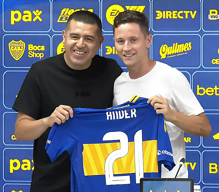 🔝BIENVENIDO ANDER HERRERA AL ÚNICO GRANDE, el CLUB ATLÉTICO BOCA JUNIORS.

Todos los éxitos 💙💛💙