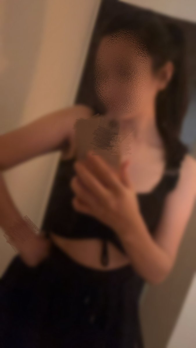 聯誼的第一次是一對非常好的前輩帶領我們，男生真的很NICE女生超暖

本來很緊張但一起小酌後真的話變多，國王遊戲開啟了我們瑟瑟的節奏，一些讓人臉紅心跳的互動🫣還有沖完澡後做的這個那個的事情～ 真的很新鮮+刺激～可惜最後時間不太夠沒能完美的結束… 但這樣才有下次完美的機會吧☺️
<a href="/nbasinsen/">WC 情侶</a>