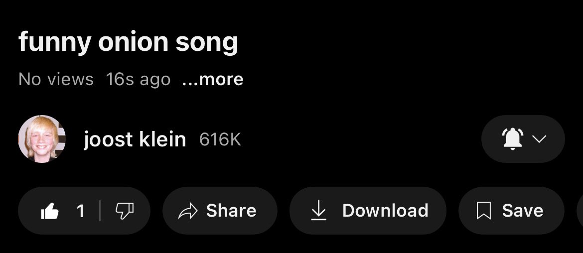 chloe 🐶 tweet media