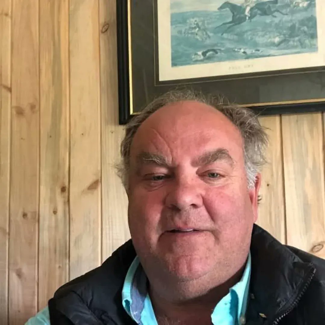 LaOtraLínea tweet media