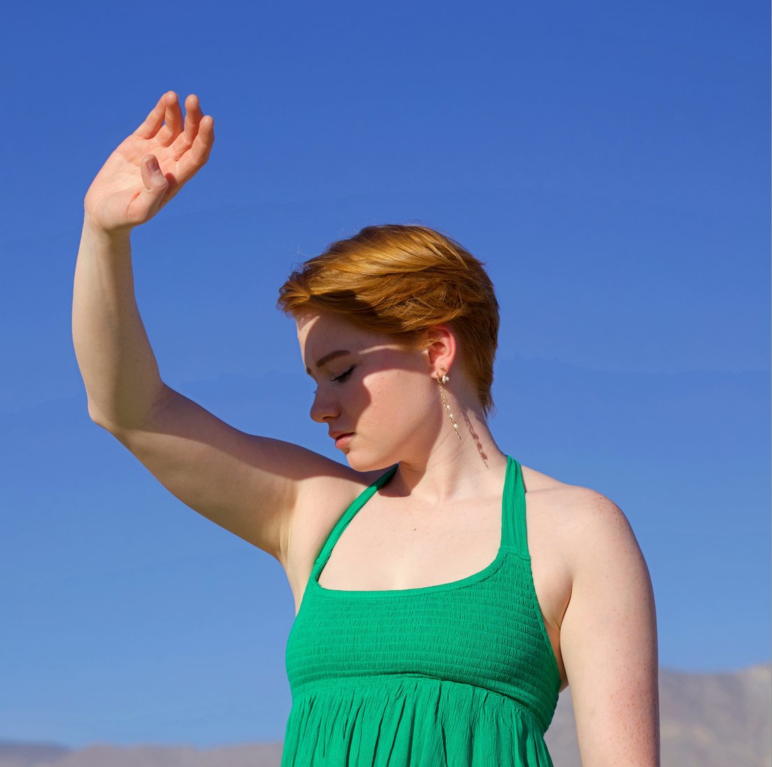 22 Year Old San Diego-Based, British Singer-Songwriter Pip Lewis Drops New Single "Safe &amp; Sound" Off Her Forthcoming Album, “Growing Pains” rnbrhythms.info/2025/01/22-yea…