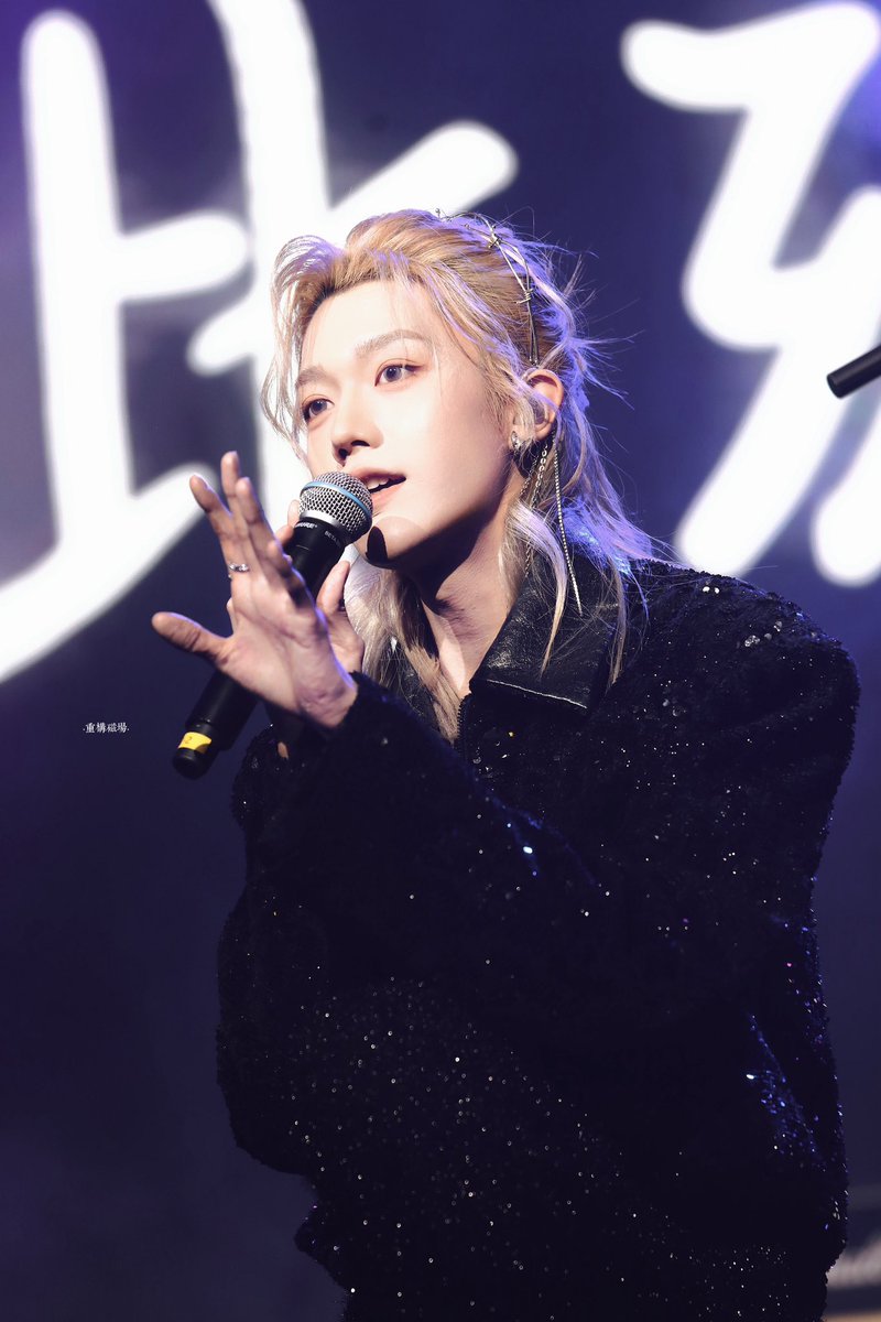 CGCC_Kachine's tweet photo. •𝟐𝟓𝟎𝟏𝟏𝟖 🎤
 
#쑨잉하오 #孙滢皓 #SunYinghao https://t.co/HLlemPpm82