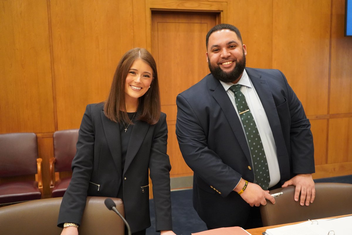 BalchBingham's tweet photo. The 28th Annual Alan Rogers Trial Training Academy kicks off tonight! Ninety litigators are coming together to mentor and cheer on our associates as they refine and sharpen their courtroom skills. #LifeAtBalch #TrialTraining #Litigation #TeamBalch https://t.co/kDIwONKIkv