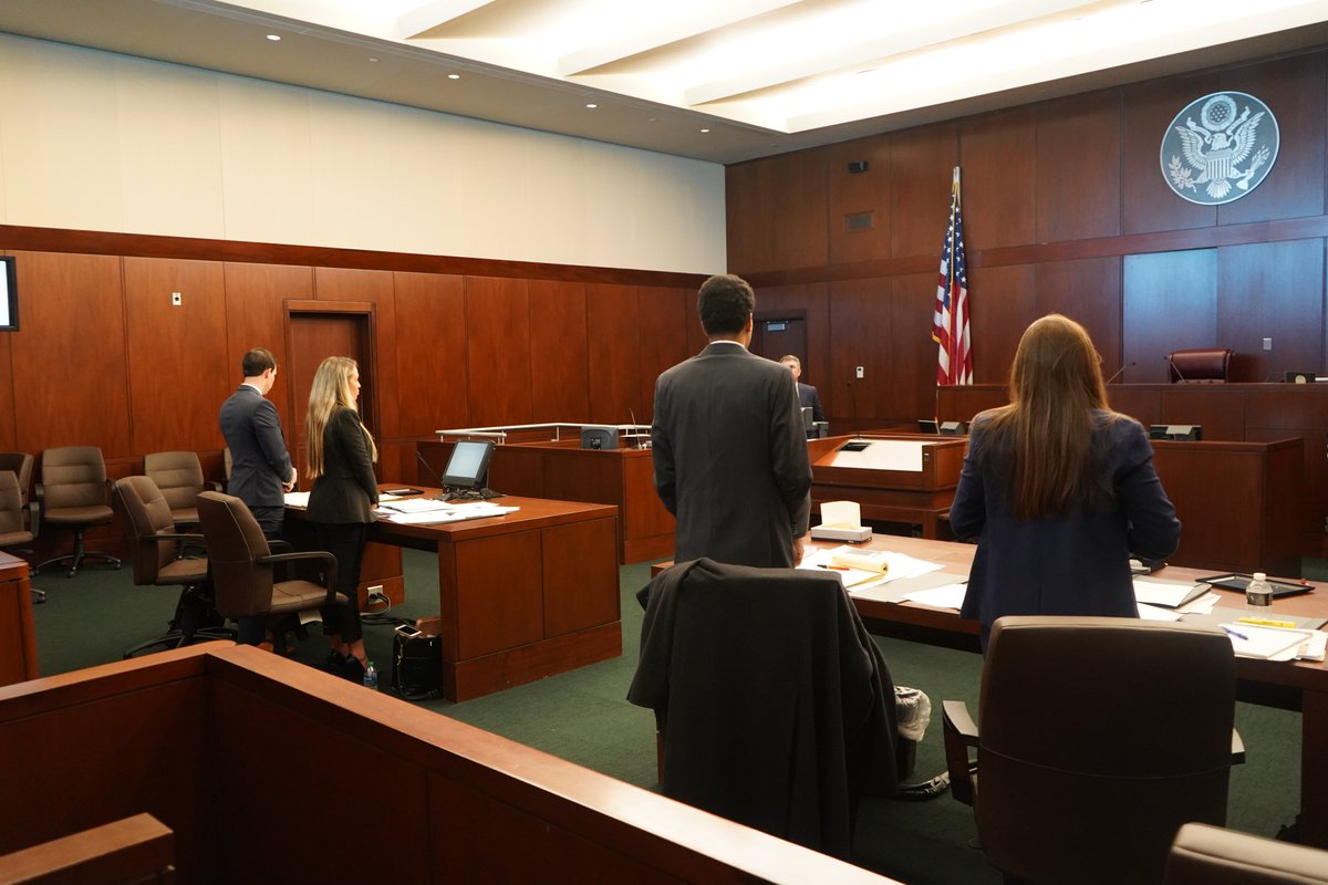 BalchBingham's tweet photo. The 28th Annual Alan Rogers Trial Training Academy kicks off tonight! Ninety litigators are coming together to mentor and cheer on our associates as they refine and sharpen their courtroom skills. #LifeAtBalch #TrialTraining #Litigation #TeamBalch https://t.co/kDIwONKIkv