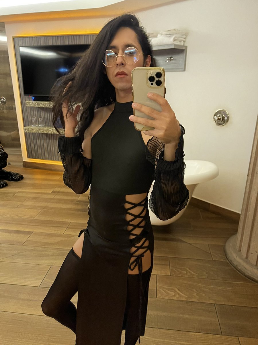 yam_femboy's tweet photo. Ayer salí a grabar, pero terminamos cogiendo tan rico que olvidamos grabar jajajajaja https://t.co/zwooPpZJOl