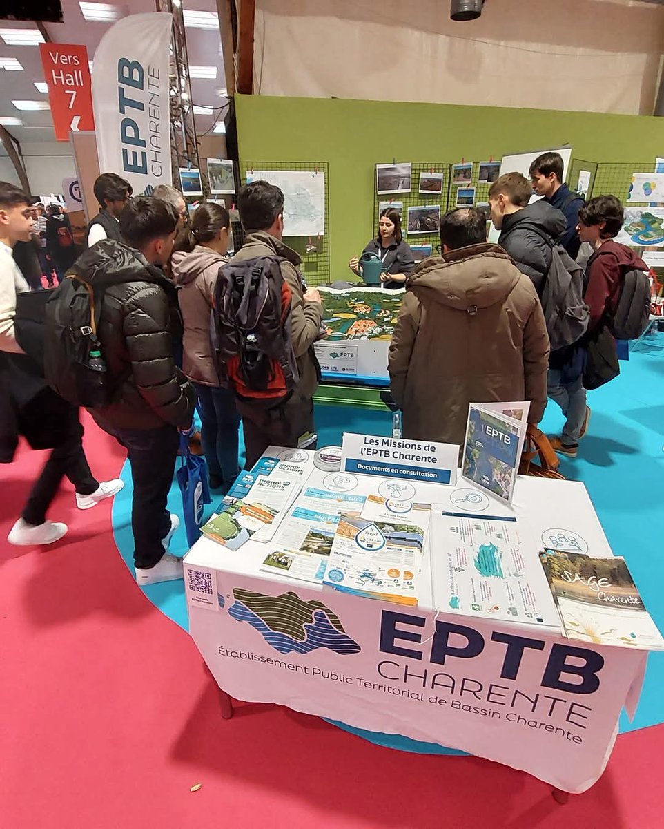 💧Les 22 et 23 janvier, l’EPTB Charente était présent au Carrefour des Gestions Locales de l’Eau à Rennes sur la thématique « Solution fondées sur la Nature ».
L’occasion de présenter nos actions via la maquette pédagogique du bassin versant. 600 visiteurs sur 2 jours 👍