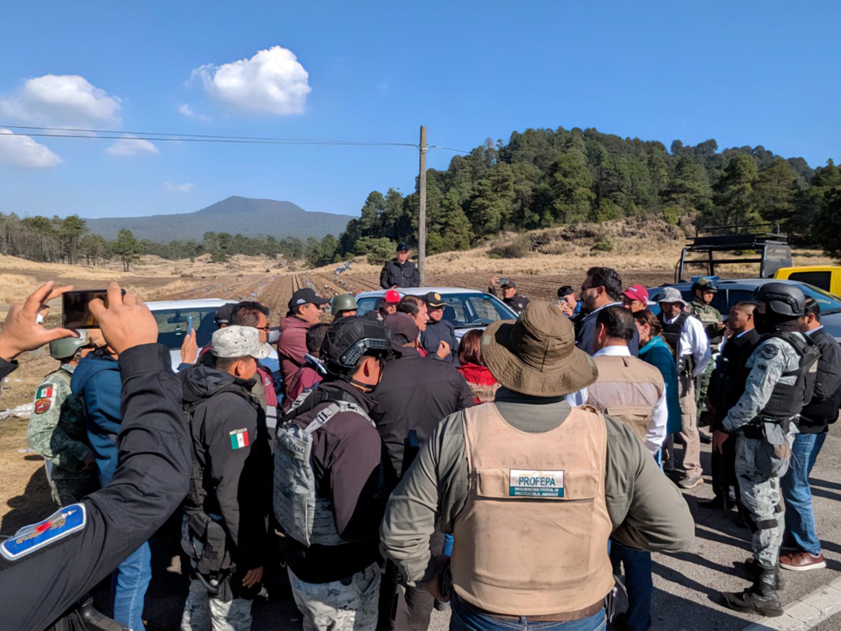 PROFEPA_Mx's tweet image. 🟢 Nuevos filtros de inspección: avanza el combate contra la tala ilegal en el Bosque de agua, los operativos resultaron en el aseguramiento de madera, la detención de tres personas y la confiscación de cuatro vehículos. 🌲🌳
👉🏼 lc.cx/nmmghy
@SEDEMA_CDMX 
@mariana_boy