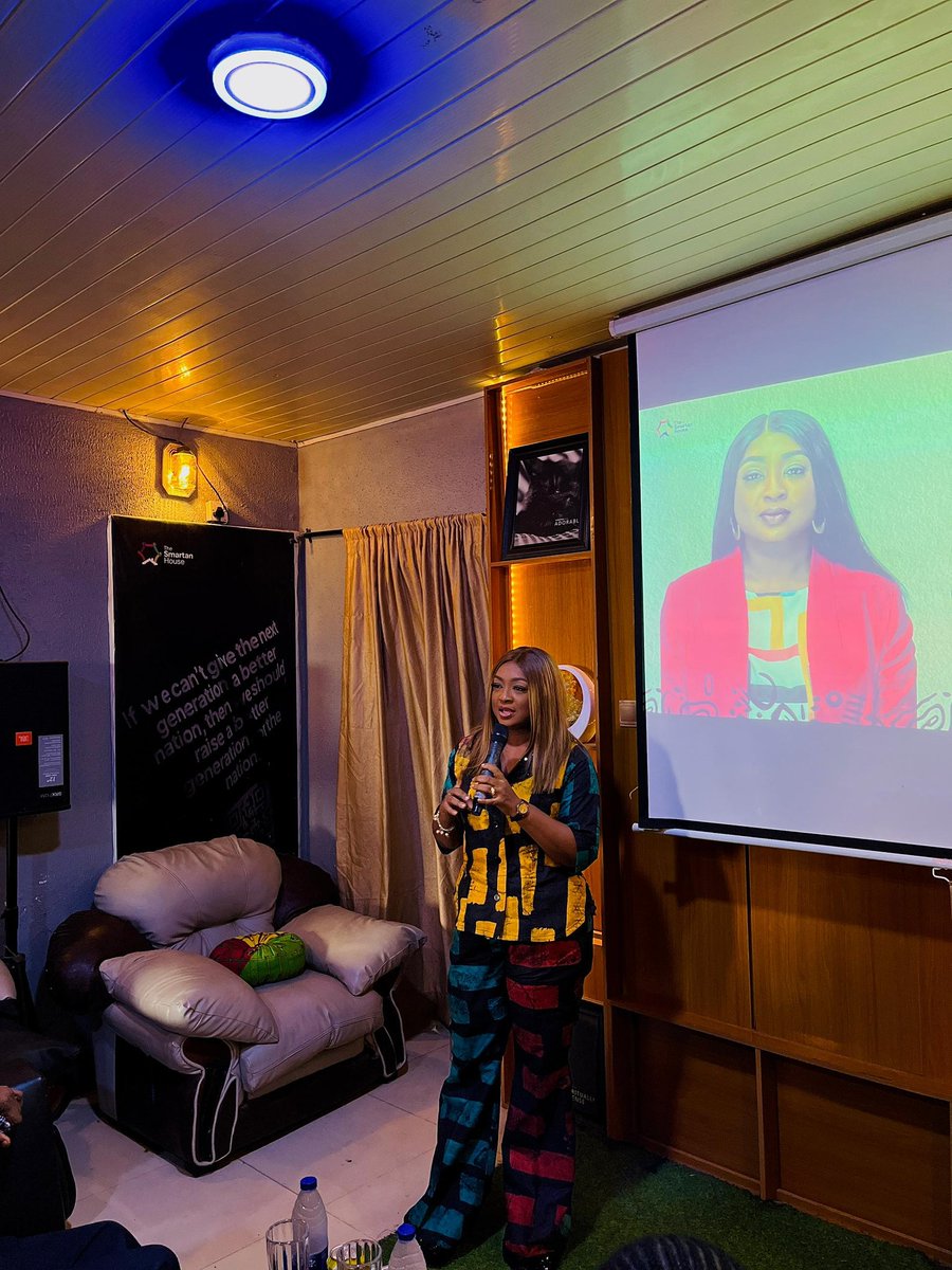 EliteSmartans's tweet photo. It was yet another energetic  day at the Smartan House as we hosted Mrs @lanreoniyitan the executive director of SEED care &amp; support foundation.

It was a learning moment  as she shared her  story of her journey into the  social  impact space https://t.co/L8gVyVrK0j