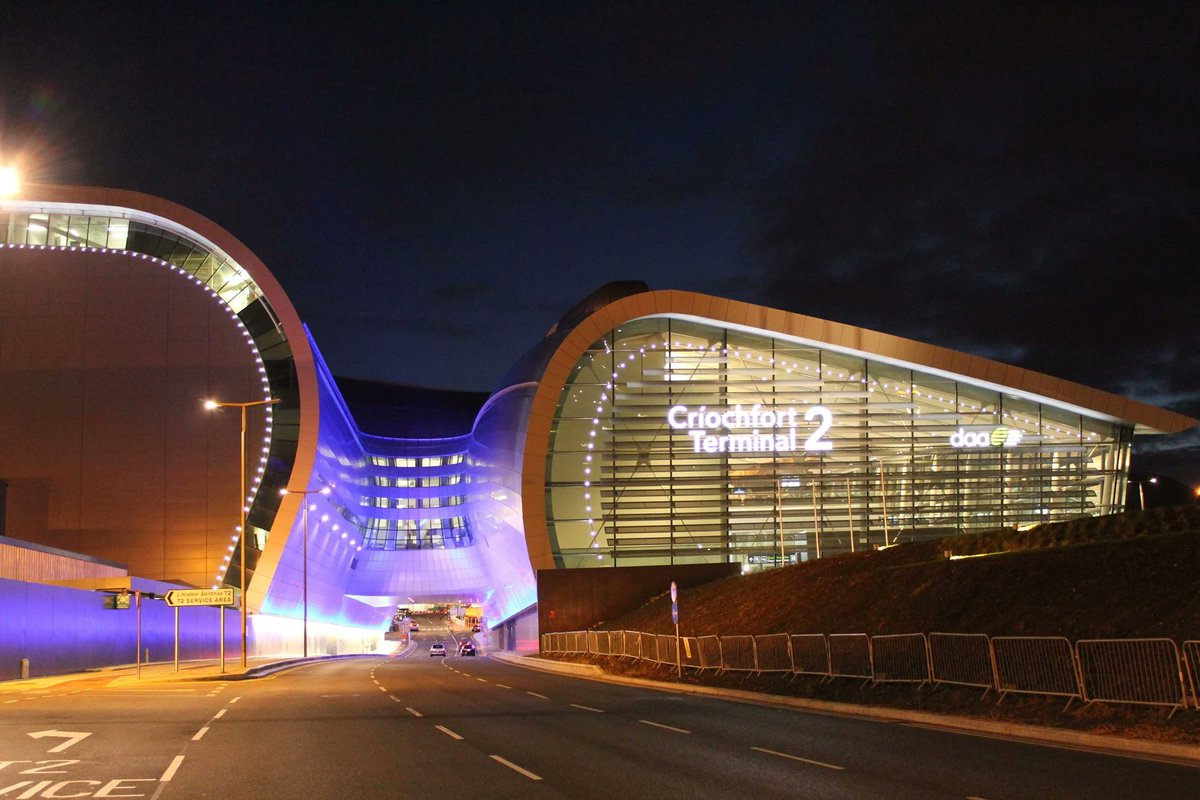 DublinAirport's tweet photo. Due to minor storm damage to the façade of Terminal 2, the underpass road (leading to Terminal 1 Departures Road &amp; the T1 short-term car park) is currently closed.

Diversions are in place, allowing access to both T1 &amp; the car park. 

The road will re-open on Saturday morning. 🚗 https://t.co/KnoLoxF9XV