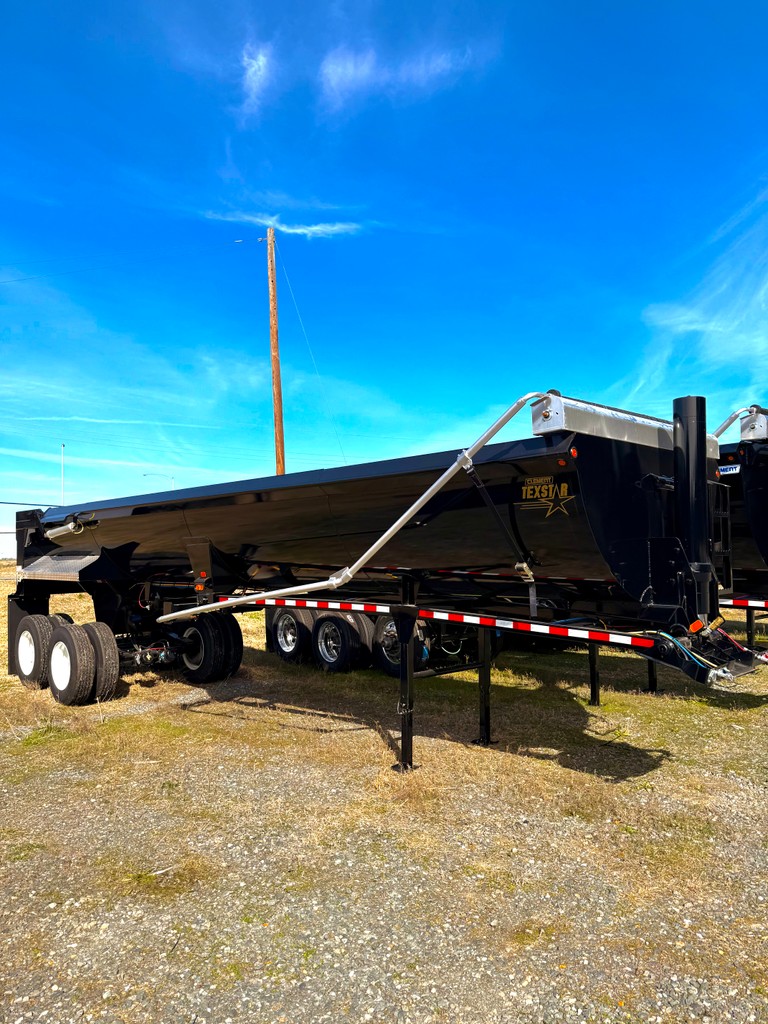 ClementTrailers's tweet photo. TexStar. That’s it. That’s the post. 😉 

Check Out the Spec Sheet here:
https://t.co/xTnZnCbQN4

#FridayFlex #BuiltToLast #Clement75 https://t.co/zUp0nBWi41