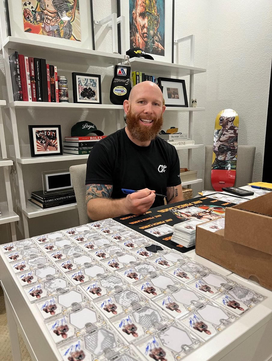 JoshEmmettUFC's tweet photo. 2025 is shaping up to be an exciting year for UFC card collectors with the release of Topps Finest UFC on February 14th, followed by Topps Royalty. These releases promise to bring unique and high-value cards to the market, featuring some of the biggest names in the UFC. Topps Finest is known for its premium quality and exclusive autographs, while Topps Royalty will likely introduce even more luxurious and rare cards, enhancing your collection’s prestige 🔥🔥🔥 #OnePunchCards #TheHobby #Topps #Fanatics #JoshEmmett #WhatDoYouCollect #Autos #UFC #LFG
