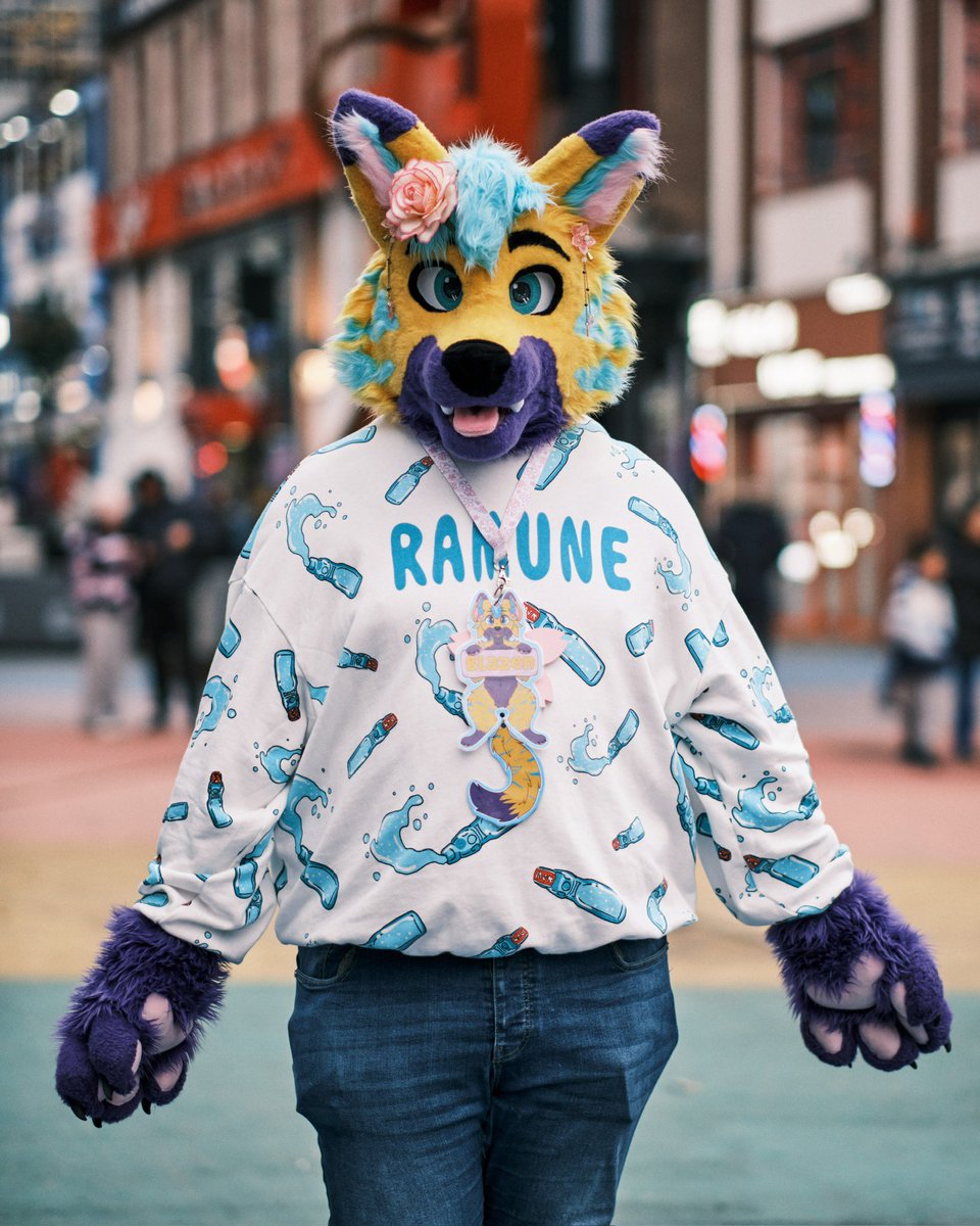 πΈπBlazenππΈ π CFz#787 (@blazentigerfolf) on Twitter photo Happy #FursuitFriday π€©
I hope everyone is having an amazing day and staying safe from the storm π
I absolutely adore this photo from <a href="/BrumFurs/">BrumFurs πΎ</a> last weekend π₯° I canβt stop wearing my Ramune jumper that I got in Harajuku β¨
πΈ: <a href="/BrandyTheWuff/">πΎ Brandy πΎ</a>
πͺ‘: <a href="/HouseOfCardsFur/">β οΈ House Of Cards Fursuits β οΈ</a> Happy #FursuitFriday π€©
I hope everyone is having an amazing day and staying safe from the storm π
I absolutely adore this photo from <a href="/BrumFurs/">BrumFurs πΎ</a> last weekend π₯° I canβt stop wearing my Ramune jumper that I got in Harajuku β¨
πΈ: <a href="/BrandyTheWuff/">πΎ Brandy πΎ</a>
πͺ‘: <a href="/HouseOfCardsFur/">β οΈ House Of Cards Fursuits β οΈ</a>