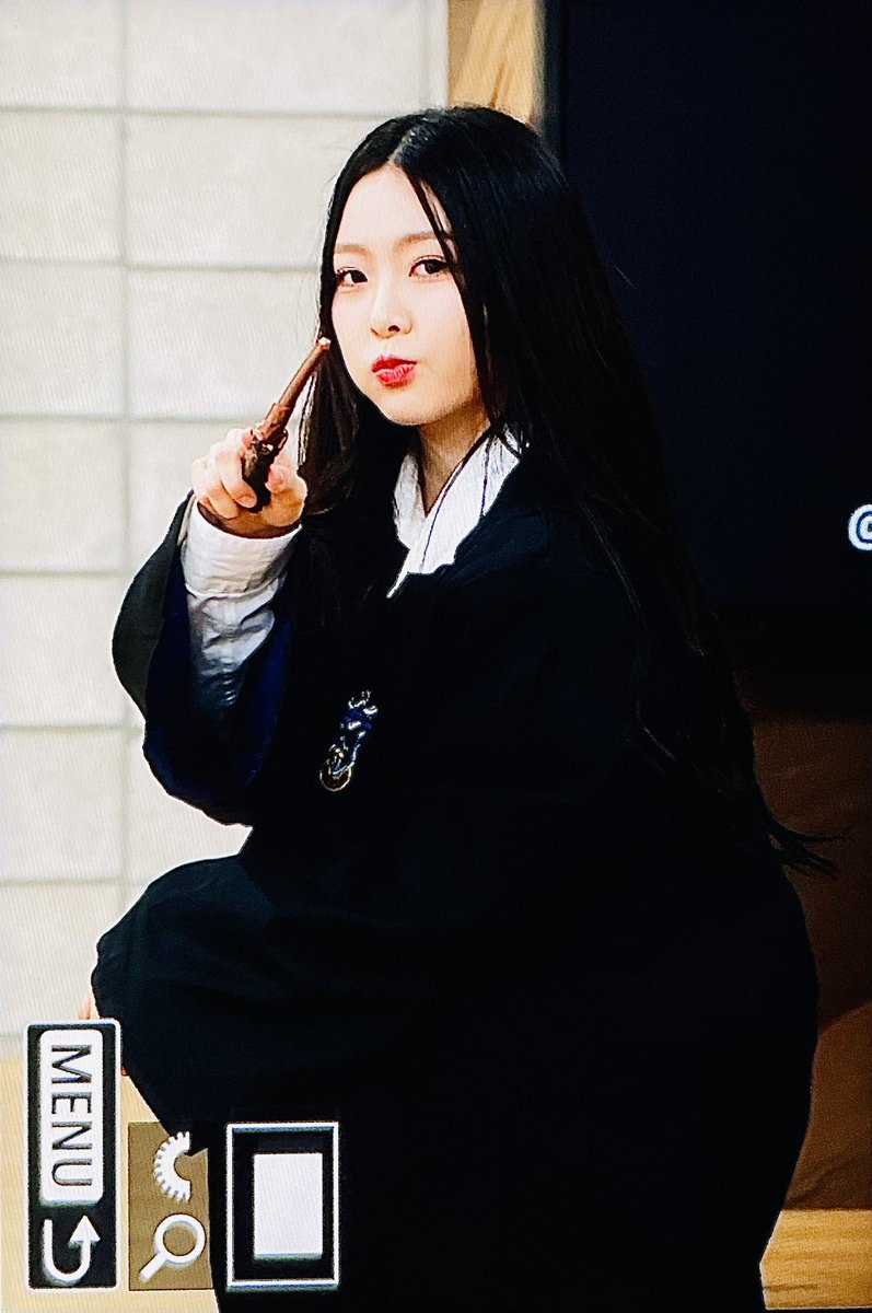 250124 

나에게 빠져라 뿅🪄

#쟄과콩나물 #아이칠린 #ICHILLIN #재키 #JACKIE #강채연