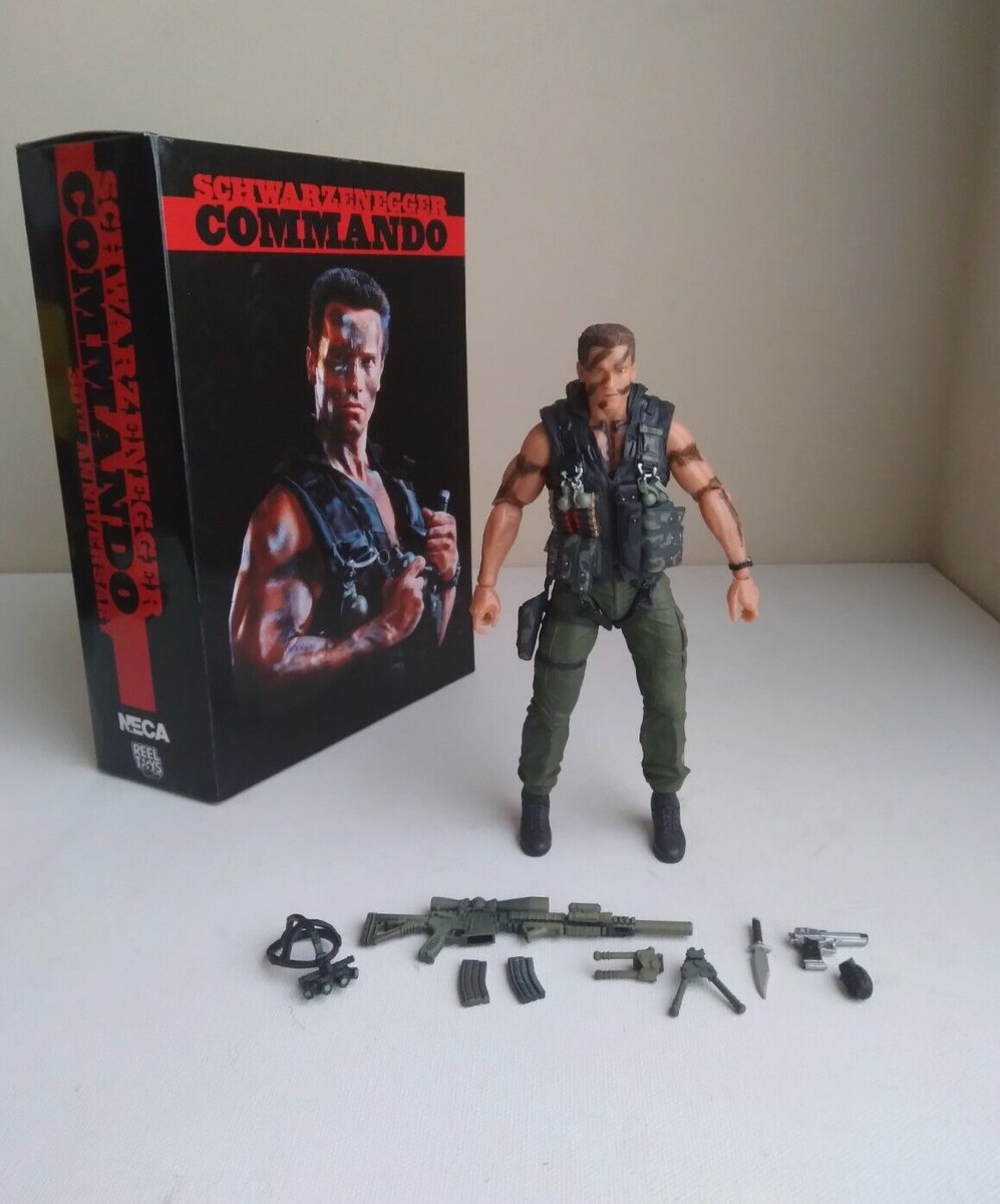 Remakealos80's tweet photo. ¡Atención, soldado! 🚨 En nuestro último episodio desmenuzamos 'Commando' y, por supuesto, tenemos a John Matrix listo para la acción 💪🎧. ¿Quién necesita un ejército cuando tienes un NECA y un podcast? 

👉https://t.co/laprM2BXAn

#Commando #JohnMatrix #podcast https://t.co/SiSYNA5iHN