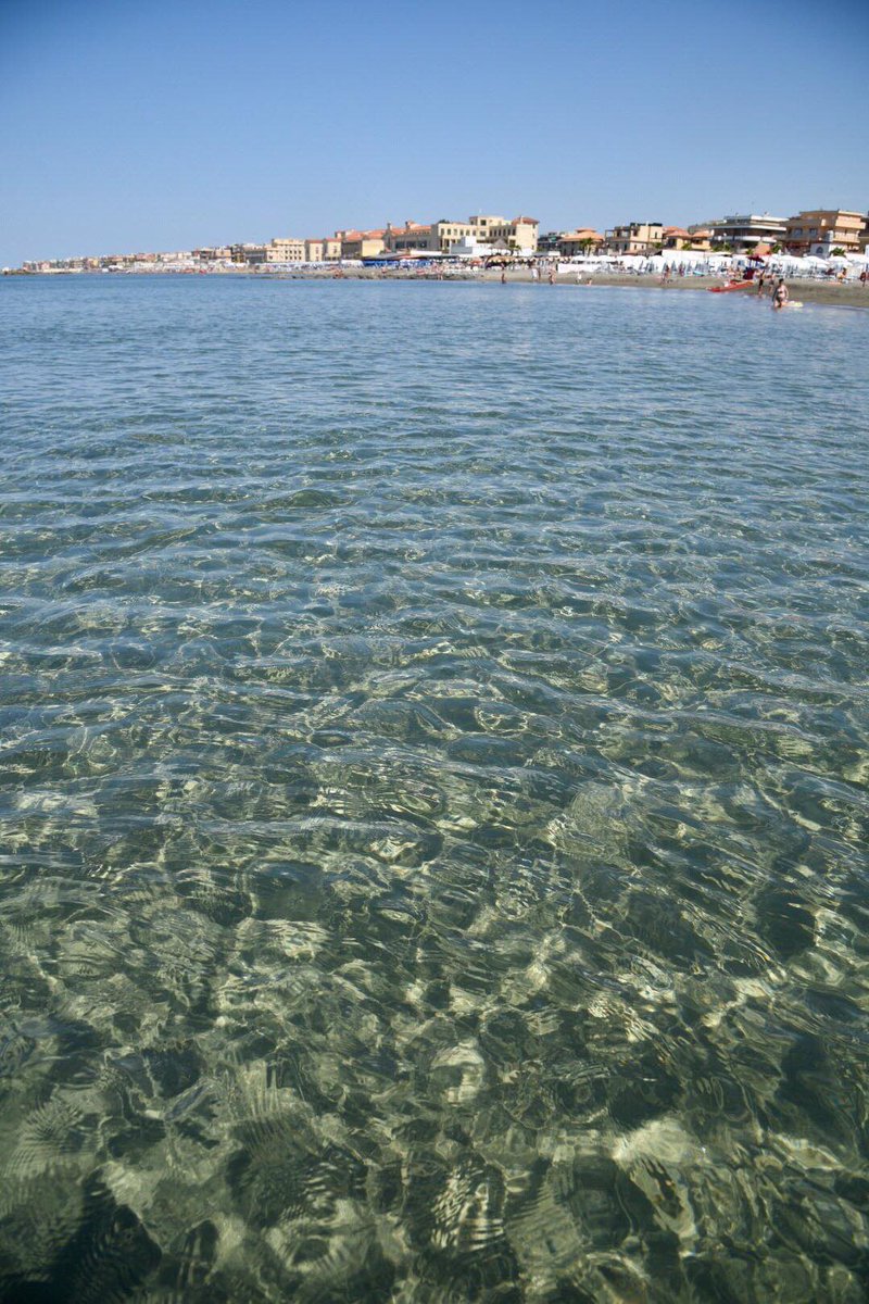 Ale_Onorato's tweet photo. 🇮🇹  @Telegraph Non esiste una città in Gran Bretagna che possa vantare un mare più bello e pulito di Ostia. Vi aspettiamo per rifarvi gli occhi 😉

🇬🇧 There is no city in Britain that can boast a more beautiful and clean sea than Ostia.
We are waiting for you to feast your eyes😉 https://t.co/yLFTPayL99