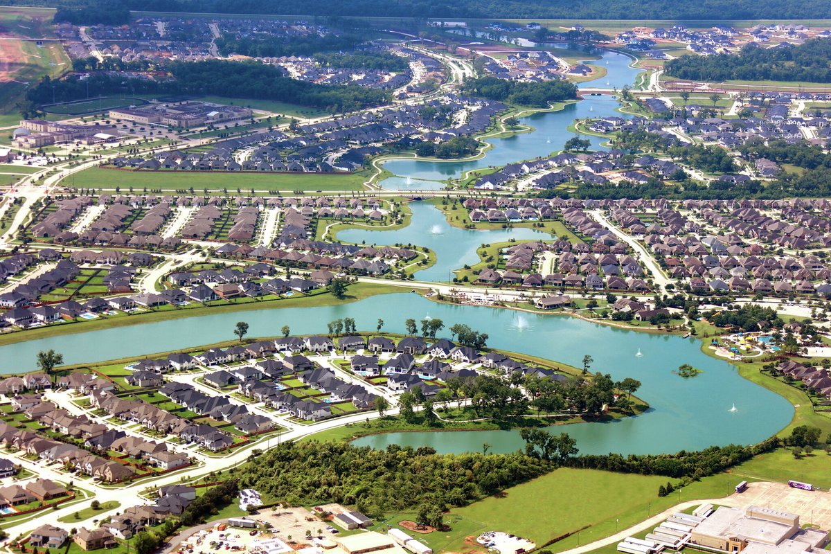 SpringObserver's tweet photo. Map: Houston's best-selling master-planned communities https://t.co/RpSNTzilEf https://t.co/6dG2wktiO7