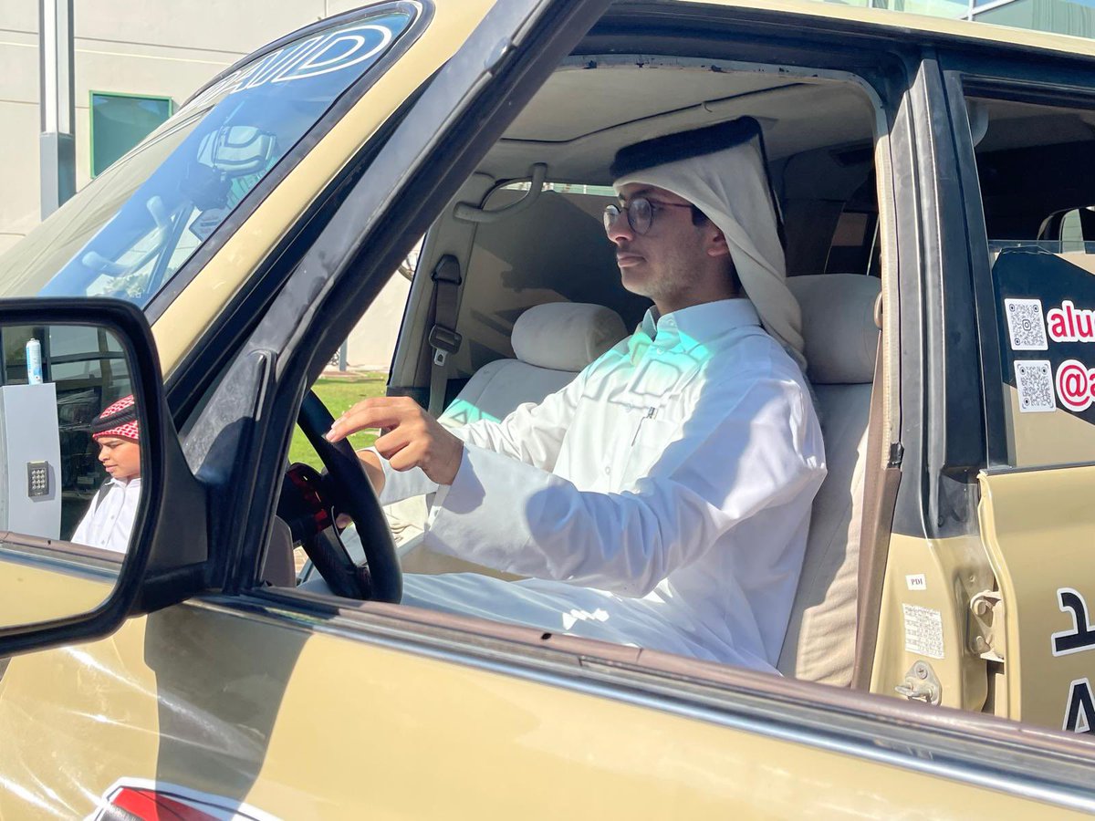 مشروع مميز وغير مسبوق لأحد طلاب أكاديمية قطر الخور للطالب محمد غانم سعد الحميدي
تمنياتي له ولجميع زملاءه بالتوفيق