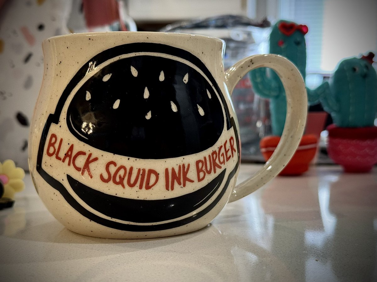 Takeshi7013's tweet photo. Kady commissioned this custom BSIB mug for my birthday and LOOK HOW INCREDIBLE IT IS!!

The mug is hand spun and the design custom painted. I'm so happy 😭🎉 https://t.co/qrOvlLCEUq