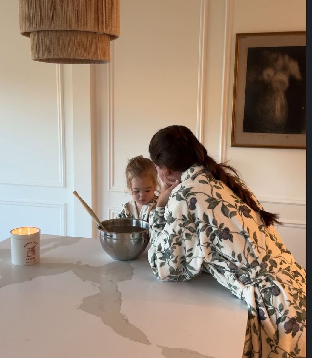 Ada Lluch tweet media