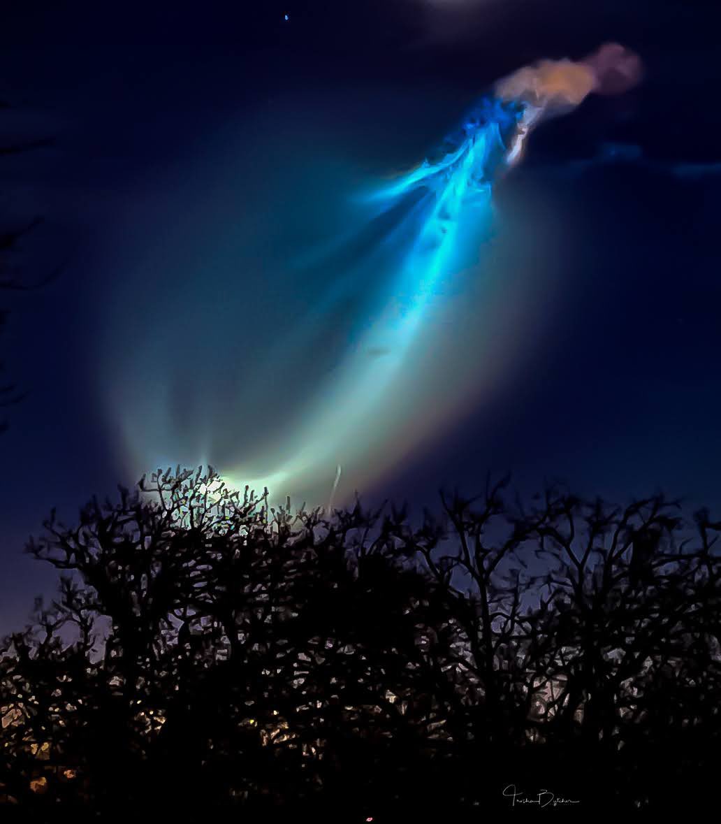 TrishaButcher1's tweet image. Dear @elonmusk - Launch them all at this time please! Wow that was pure magic this morning 😍 
📸 in Paso Robles
#SpaceX #falcon9 #rocketlaunch