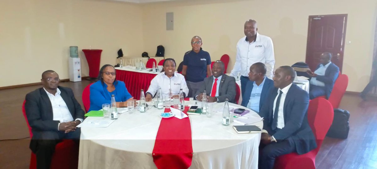 USAIDUAT's tweet photo. 💡 USAID UAT supported the roundtable, emphasizing strengthened governance and effective health system management for improved quality of care in Laikipia. Together, we build resilient systems. #USAIDKenya #HealthGovernance https://t.co/Xvumv14DhH