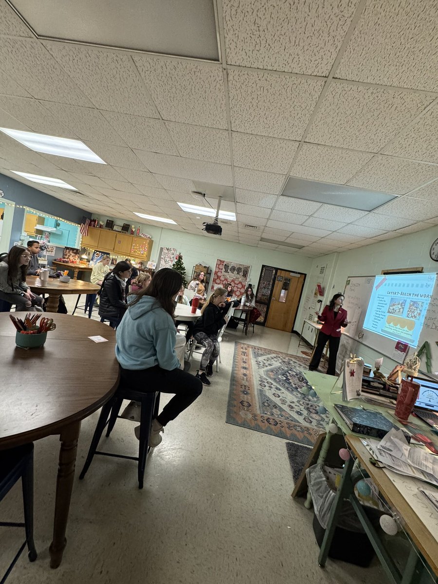SKMS_FCCLA's tweet photo. This morning, your Virginia FCCLA Vice President of Membership from SKMS attended the Peter Muhlenburg Middle School FCCLA chapter meeting to discuss the many “layers” of a STAR event competition. #vafccla https://t.co/grkrFRjVVg