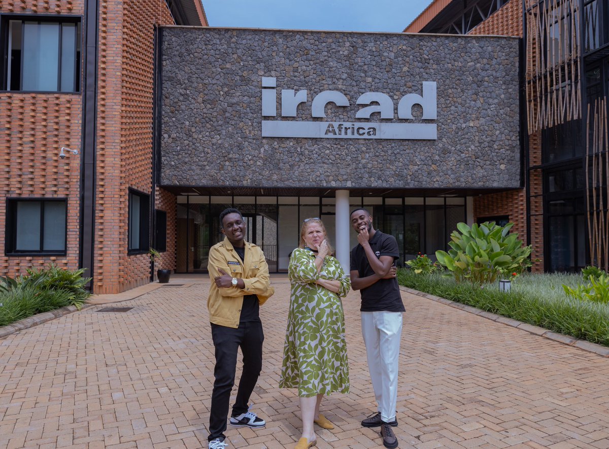 🌍 MediXR &amp; IRCAD Africa unite to revolutionize medical training in Africa!
Combining MediXR’s expertise in VR/AR with IRCAD’s surgical training, this partnership will advance AI, data analytics, and health tech for minimally invasive surgery.
#MediXR #IRCADAfrica