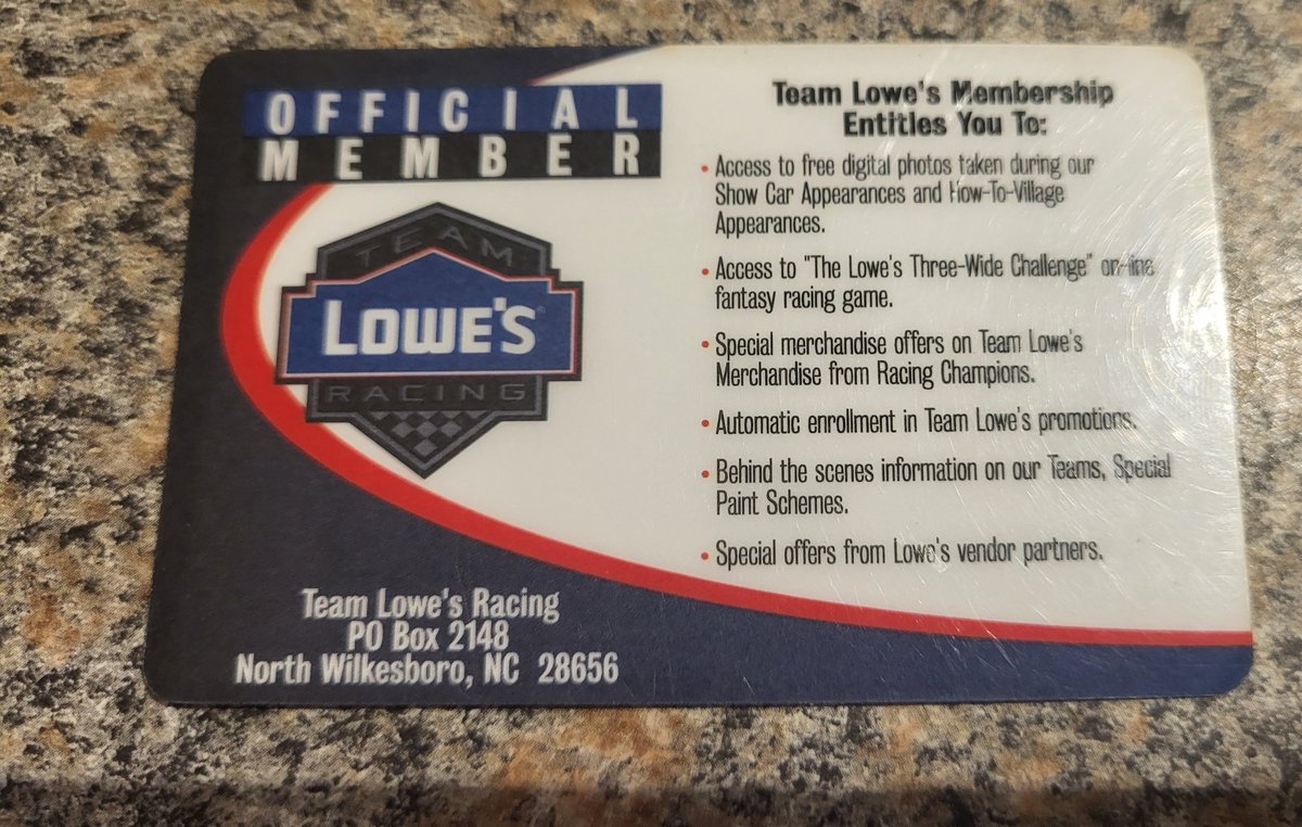 Kaity_Lady's tweet photo. #FlaskbackFriday @JimmieJohnson and Team Lowe's racing cards https://t.co/6rPIiXLQZG
