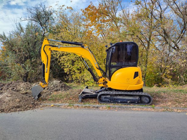 401_da_sarpanch's tweet photo. #REPORT: 41-YO Man Charged With 2 Counts Of Impaired Driving Near📍Hearst,ON After Getting Pulled Over By OPP In His Excavator, Headed To Rescue His Own Vehicle In The Ditch. https://t.co/KiHkcCFClY