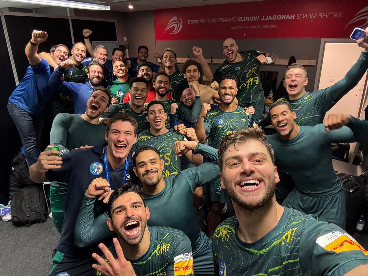 Que o handebol masculino brasileiro teve a maior vitória da história, você provavelmente já sabe. Mas agora mais calmo e depois de reassistir ao jogo, queria destacar alguns pontos aqui. Simbora destrinchar essa vitória contra a Suécia!