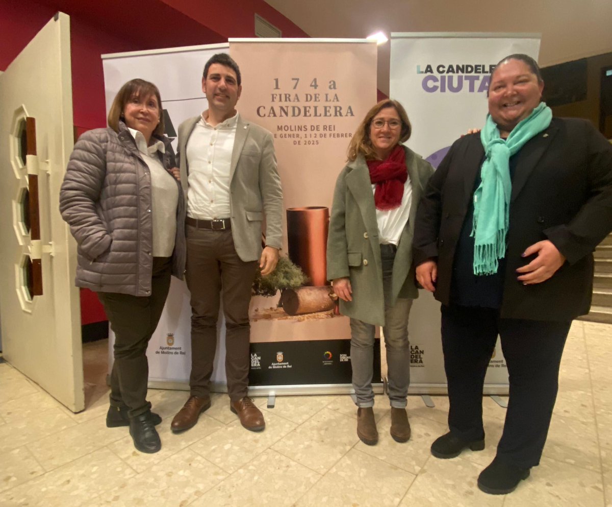 ercmolins's tweet photo. PREGÓ #FiraCandelera 2️⃣0️⃣2️⃣5️⃣ #174a 💧
Pregonera @ngmonfort 👏🏾👏🏾👏🏾👏🏾👏🏾👏🏾
@firacandelera @ercmolins present ✅
VISCA LA FIRA, VISCA MOLINS 💪🏾 https://t.co/i0oYxhZypf