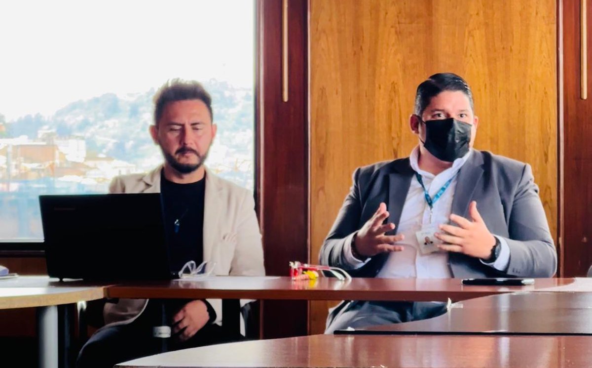 DEFENSORIAEC's tweet photo. Un equipo del Mecanismo de Personas Usuarias y Consumidoras de la #DefensoríaDelPueblo convocó por 2da ocasión a peticionarios y representantes de Buen Plan S.A y Globalentertainment S.A.S. a una audiencia pública para tratar la suspensión del evento Messi 10 by Cirque du Soleil. https://t.co/JGng4byEmv