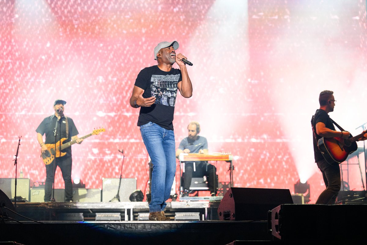Darius Rucker tweet media