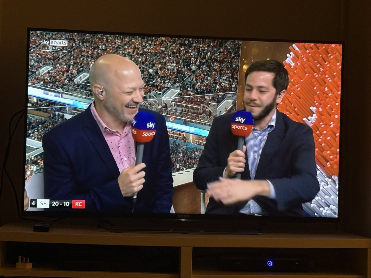 smithsheep's tweet photo. @SkySportsNFL re-running old superbowls and these two hero’s pop up @greggrosenthal   #heedthecall https://t.co/Jj786ck97A