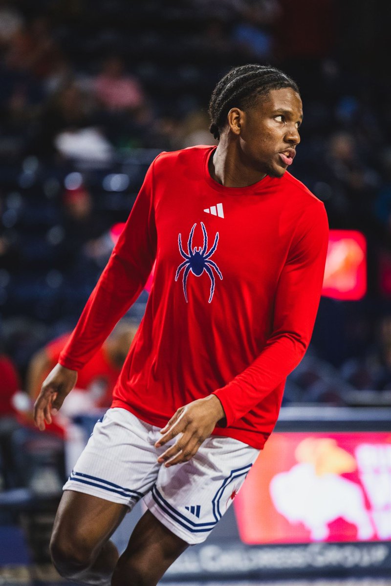 Jaylen Robinson ♨ tweet media