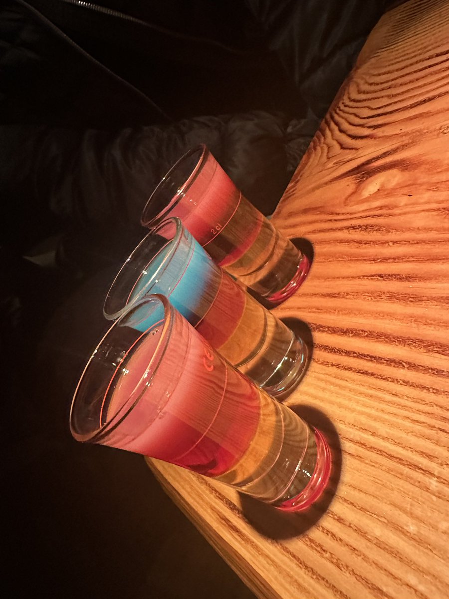 ridingQueenA's tweet photo. Du hast 10€ für die shots zu zahlen! 😏

Findom Finsub HumanATM https://t.co/srUknUyry4