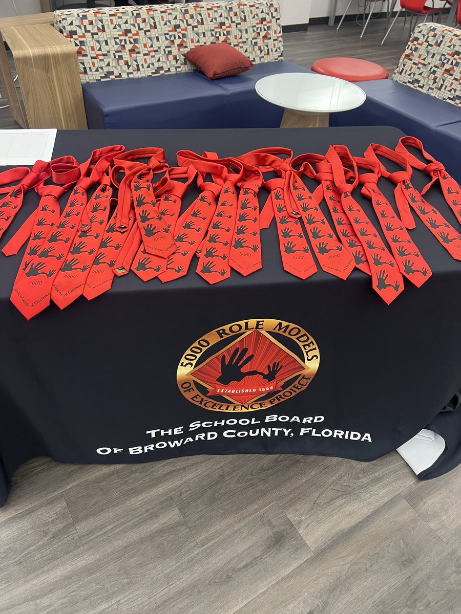 Antonio Burgess,Ed.S (@aburgessedu) on Twitter photo The Bulldogs <a href="/BulldogsHouse/">South Broward High</a> are back!!! Yesterday afternoon, we inducted these young men into the <a href="/5000RoleBCPS/">5000RoleModelsBCPS</a> . Thank you to <a href="/Prin_Francois/">Principal Francois</a> , Mr. Baker, and Site Director Hay for your leadership. We are 5000!!! <a href="/BCPS_South/">BCPS South Regional Office</a> The Bulldogs <a href="/BulldogsHouse/">South Broward High</a> are back!!! Yesterday afternoon, we inducted these young men into the <a href="/5000RoleBCPS/">5000RoleModelsBCPS</a> . Thank you to <a href="/Prin_Francois/">Principal Francois</a> , Mr. Baker, and Site Director Hay for your leadership. We are 5000!!! <a href="/BCPS_South/">BCPS South Regional Office</a>