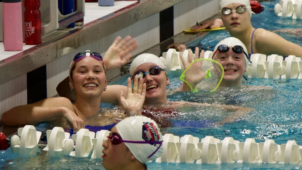 USASwimming's tweet photo. Altitude training with some of the top emerging talents 👊👊

The girls’ #NationalSelectCamp is underway at the U.S. Olympic &amp; Paralympic Training Center! https://t.co/9MxfloQOdP