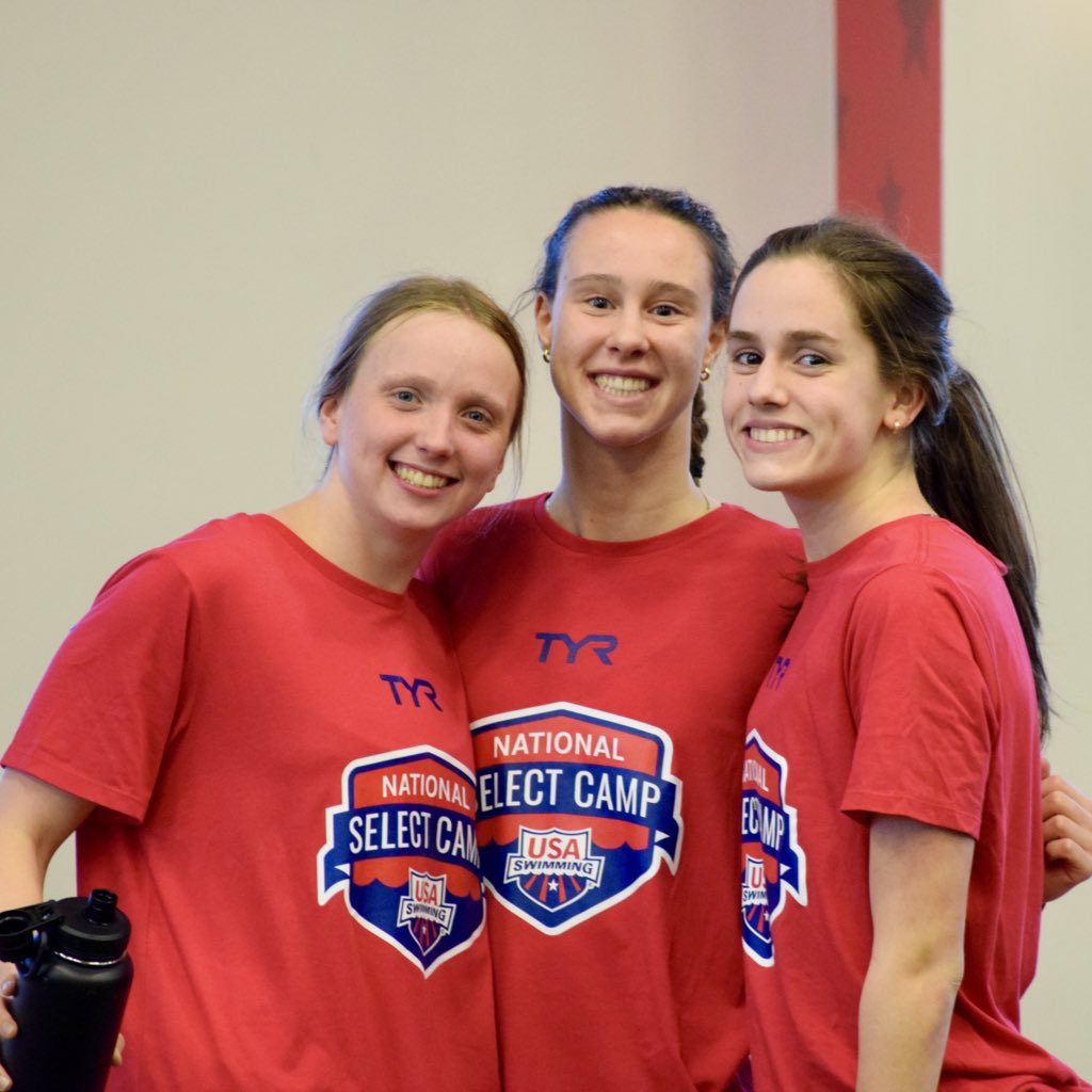 USASwimming's tweet photo. Altitude training with some of the top emerging talents 👊👊

The girls’ #NationalSelectCamp is underway at the U.S. Olympic &amp; Paralympic Training Center! https://t.co/9MxfloQOdP