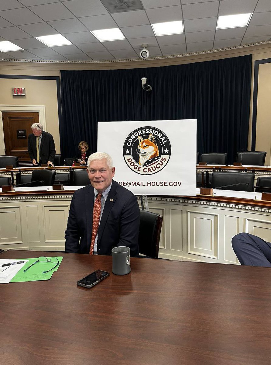 US government designed a dog logo called DOGE CAUCUS🐕🇺🇸 -Appeared on a ...