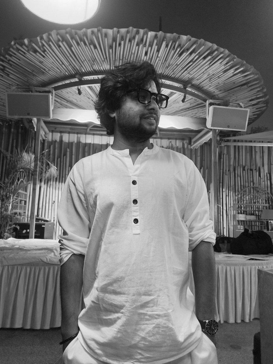 al_faddy's tweet photo. Mar Chuka Hai Dil Magar Zinda Hoon Main,
Zaher Jaisi Kuch Dawayein Chahiye,
Puchte Hain Aap, Aap Achche To Hai,
Haan, Main Achcha Hoon Duayein Chahiye 

Thanks for the click @tariqfaizsinger https://t.co/FrVVuIgJk5