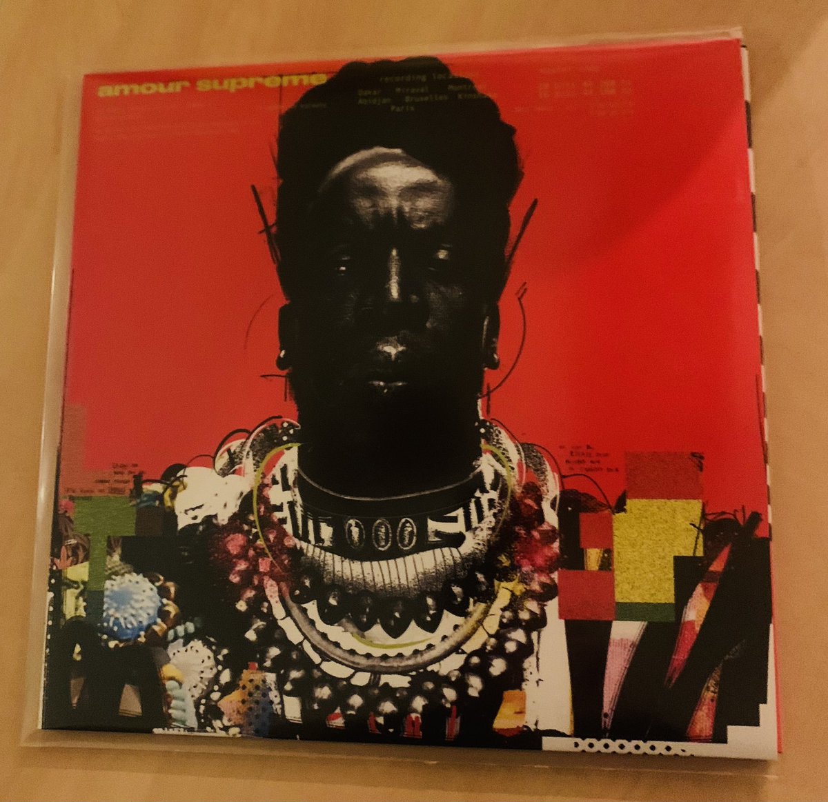 L’album de Youssoupha est magnifique, sa pochette aussi 
letelegramme.fr/culture-loisir…