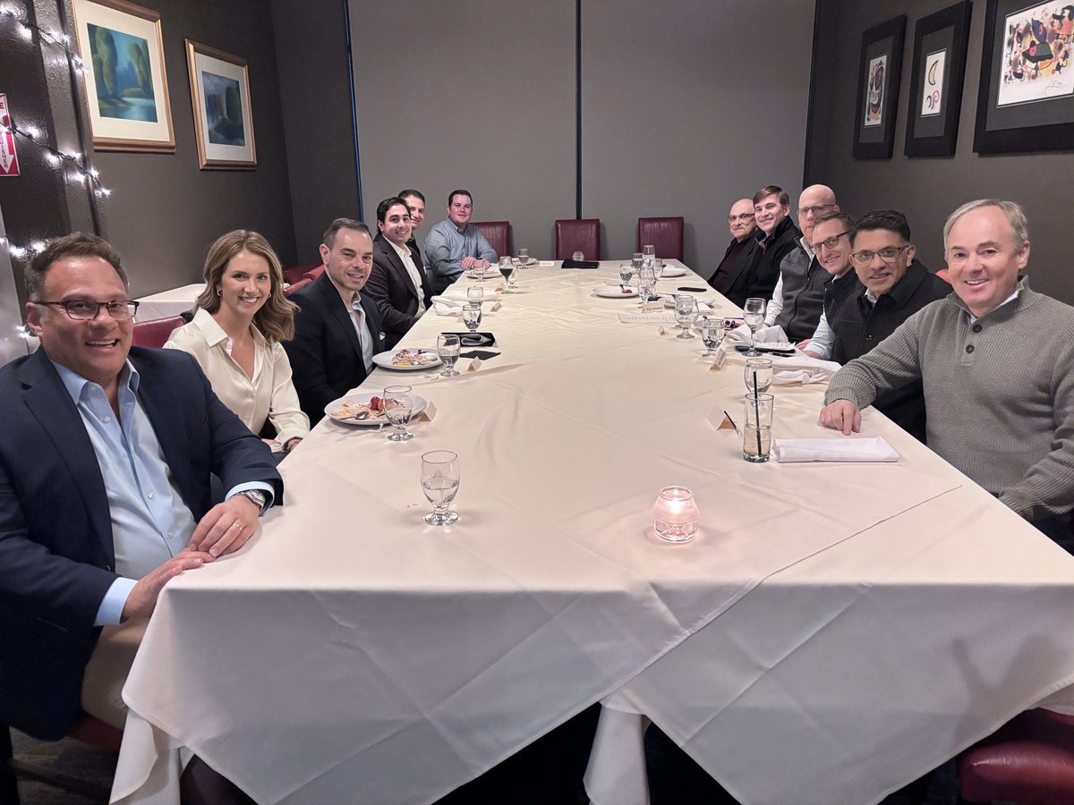 ArmorySV's tweet photo. Our thanks to everyone who joined us last week for @somakc's chat with @MandT_Bank CIO Michael Wisler. It was a pleasure to connect with all of you and share some lively discussion around AI and our local startup community. We hope to see you at the next one!