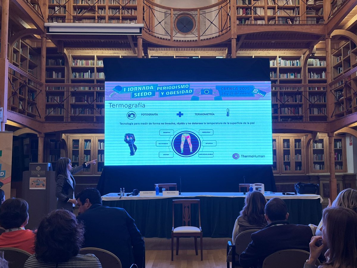 SociedadSeedo's tweet photo. Marta Comas, coordinadora del Grupo Joven Next Generation @CanteraSEEDO nos ofrece el segundo taller de la jornada "Composición Corporal, termografía y pruebas de fuerza" 💪🏻

👀¿Sabías que, según el principio de la homeostasis, los humanos deberíamos tener un equilibrio térmico entre nuestras regiones corporales?🌡️
👉🏻Las asimetrías térmicas por encima de 0.3ºC indican alteraciones significativas 📉
@marta_comas 
#PeriodismoSEEDO #MetaObesidad