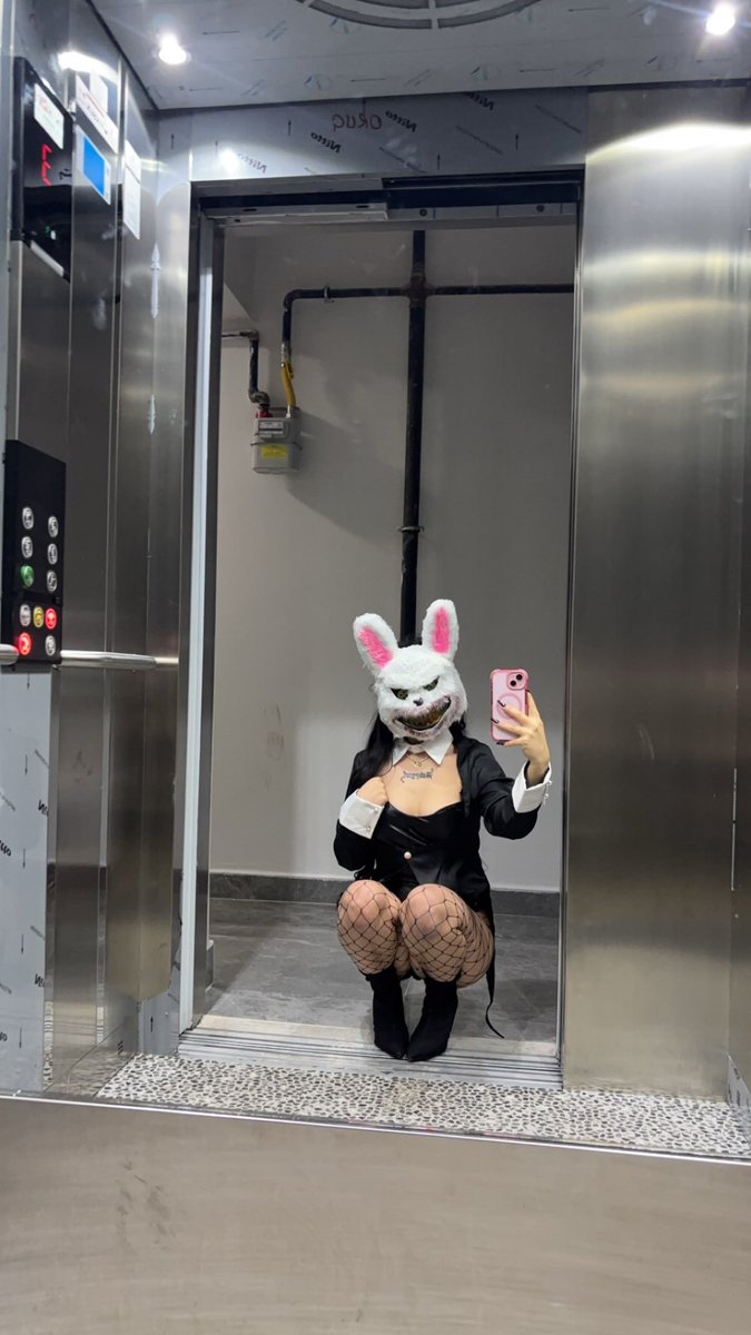 animegibikizim's tweet photo. 16 saat içinde sileceğim ama beğenen ve yorum yapan herkese açık halini atıcam (ciddi) 🐰 https://t.co/PZeLbkf8pc