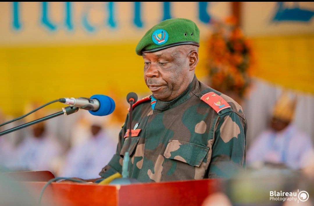 KatuseleJoseph's tweet photo. #Goma_GuerreM23 : le gouverneur militaire de N-K,l gen.#peter_chirimwami est décédé après avoir été blessé sur le champ de bataille le jeudi 23 jan., annonce le porte-parole des forces armées à l'issue du conseil supérieur de la défense présidé par le chef de l'État ce vendredi. https://t.co/msxsx6o3yf