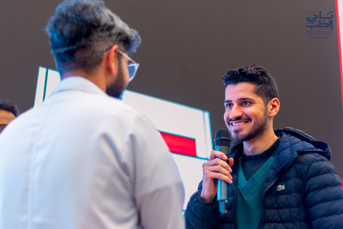 UroClubIAU's tweet photo. مشاركتنا ضمن ملتقى
#MedConnect 📸
💡لتعريف الطلاب بنادي جراحة المسالك البولية وعرض منجزاته.
🌟 مناقشة خططنا المستقبلية.
لحظات لا تُنسى من الحدث!🤩 https://t.co/Yh4pztJEeN