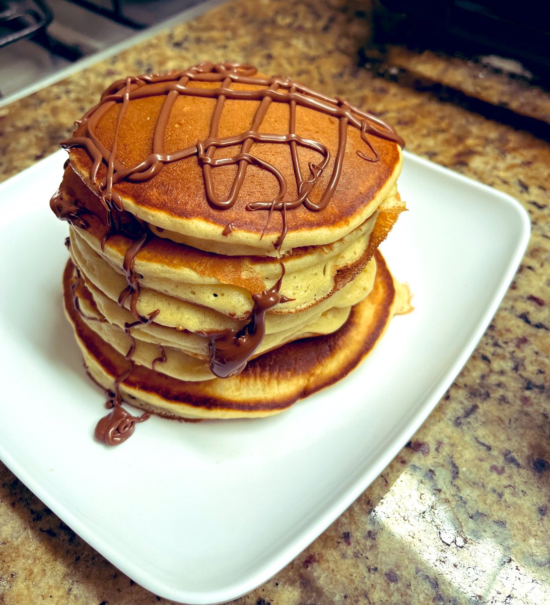 hadassa_assis's tweet photo. Panqueca Americana 🇺🇸 
Dedico ao meu amado Pai 🤍🥹
#veiaCulinaria #sddsPai #DeusehBom #EUA https://t.co/1u506A2YKO